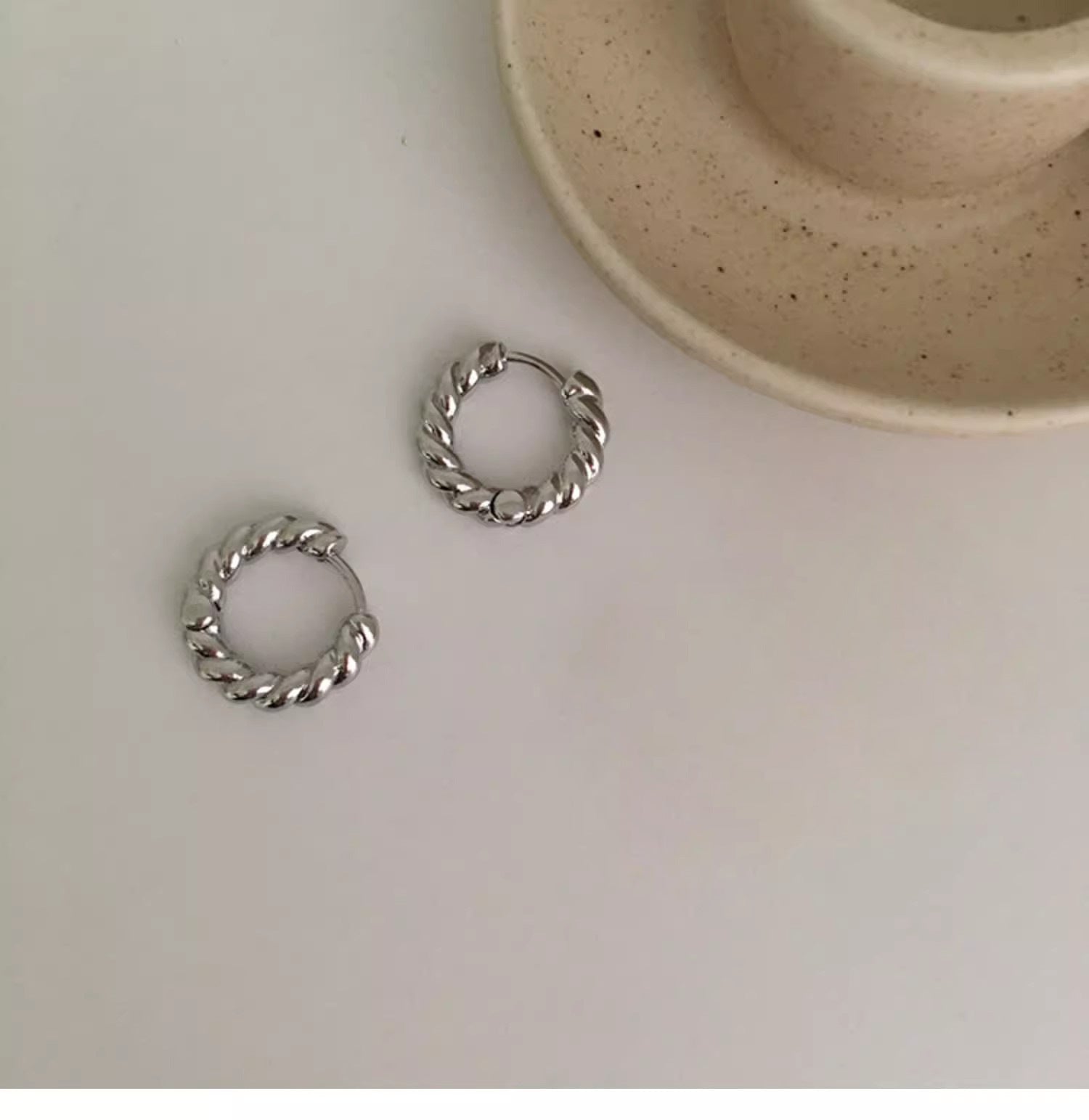 389380f382514edc70deb0077430eca4
